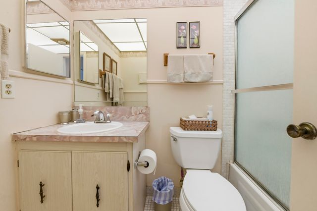 1 Burgundy A, Delray Beach, FL 33484