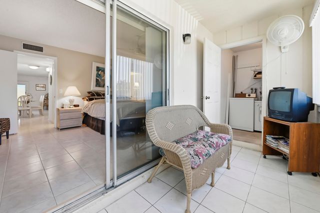 1 Burgundy A, Delray Beach, FL 33484