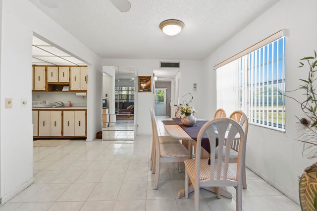 1 Burgundy A, Delray Beach, FL 33484