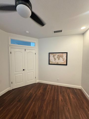 1613 N Dewitt Avenue, Clovis, CA 93619