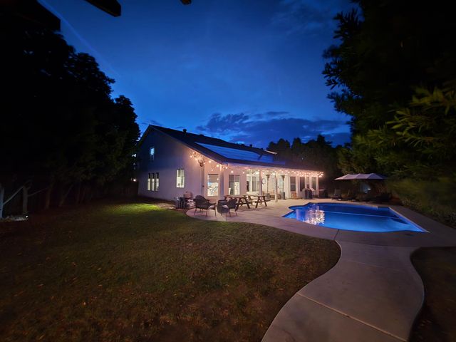 1613 N Dewitt Avenue, Clovis, CA 93619