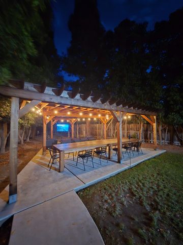 1613 N Dewitt Avenue, Clovis, CA 93619