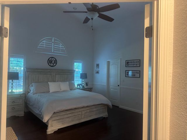 1613 N Dewitt Avenue, Clovis, CA 93619