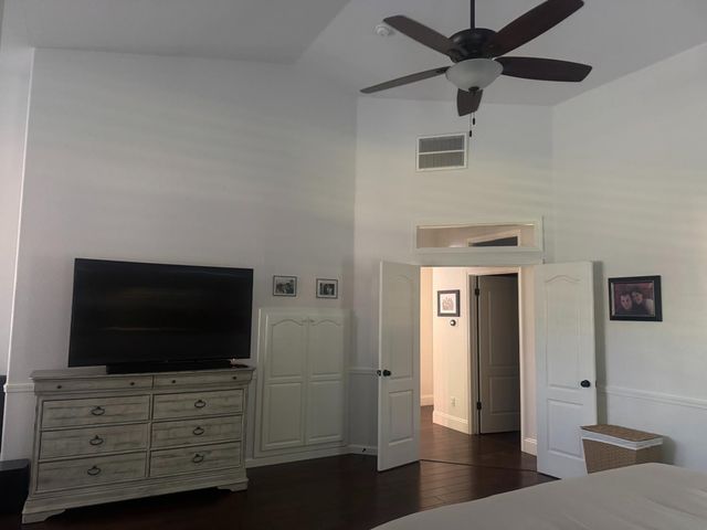 1613 N Dewitt Avenue, Clovis, CA 93619