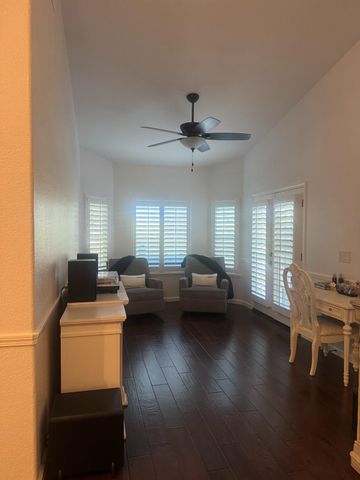 1613 N Dewitt Avenue, Clovis, CA 93619