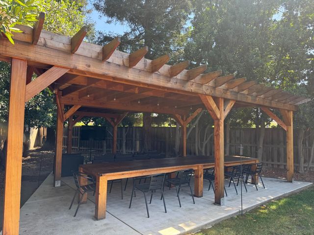 1613 N Dewitt Avenue, Clovis, CA 93619