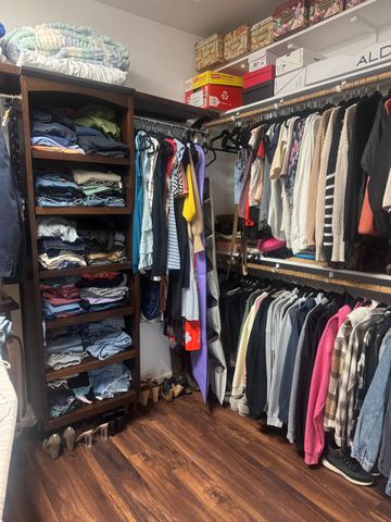 1613 N Dewitt Avenue, Clovis, CA 93619