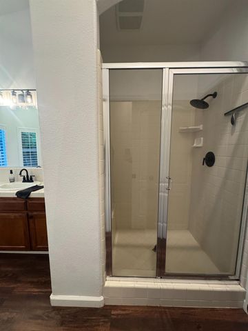 1613 N Dewitt Avenue, Clovis, CA 93619