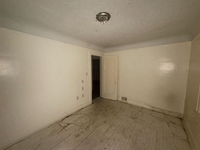 389 Genessee Street, River Rouge, MI 48218