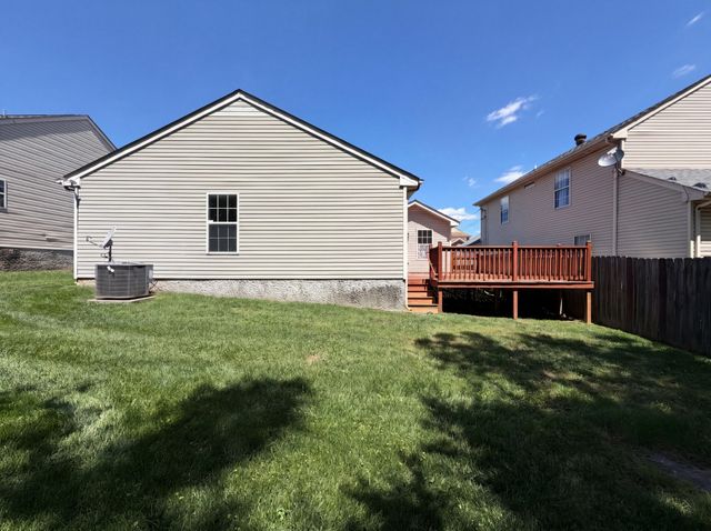 609 Sandy Spring Trl, Madison, TN 37115
