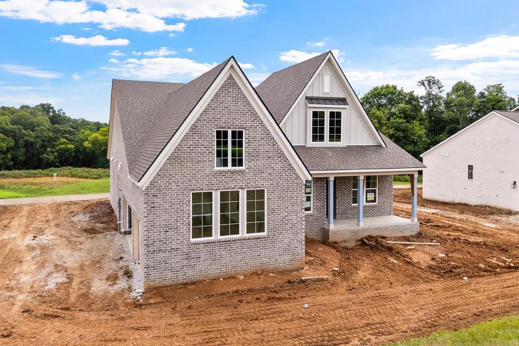 576 Baker Road, Columbia, TN 38401