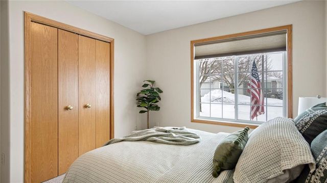 4402 E Robin Meadows Lane, Eau Claire, WI 54701