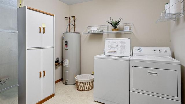 4402 E Robin Meadows Lane, Eau Claire, WI 54701