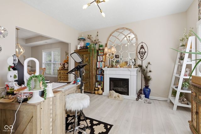 6054 Easy Lane, Indianapolis, IN 46259