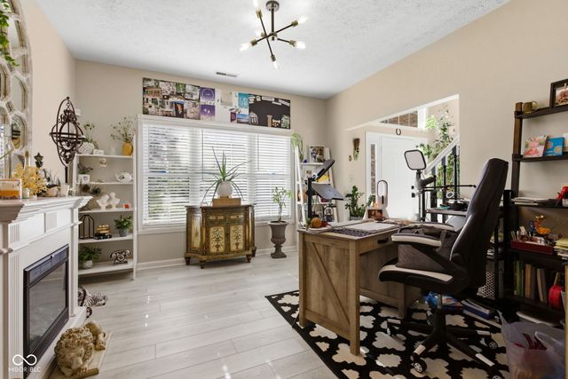 6054 Easy Lane, Indianapolis, IN 46259