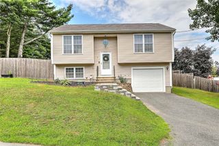 5 Craigie Avenue, Johnston, RI 02919