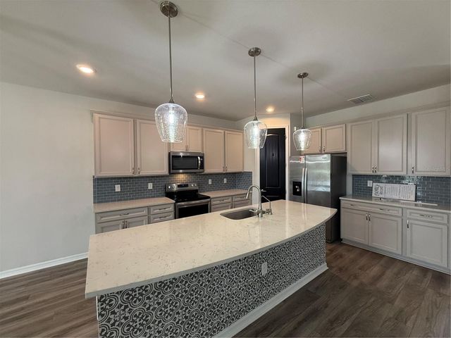 7360 POOL COMPASS LOOP, Wesley Chapel, FL 33545