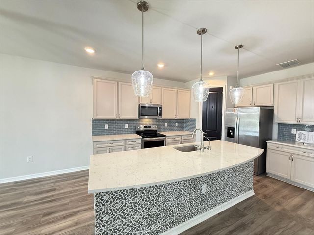 7360 POOL COMPASS LOOP, Wesley Chapel, FL 33545