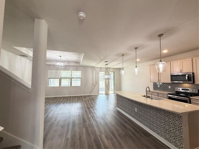 7360 POOL COMPASS LOOP, Wesley Chapel, FL 33545