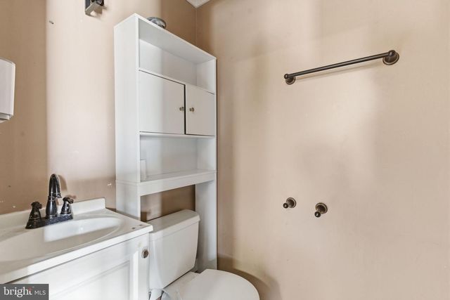 1057 BRIDGE RD, Bensalem, PA 19020