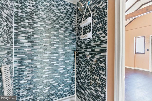 1057 BRIDGE RD, Bensalem, PA 19020