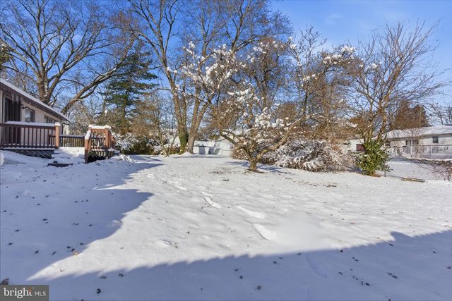 1057 BRIDGE RD, Bensalem, PA 19020