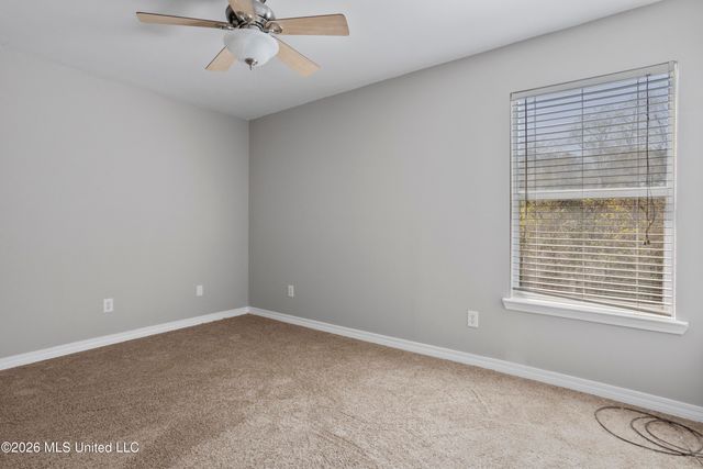 9021 W Simmons Circle, Ocean Springs, MS 39564