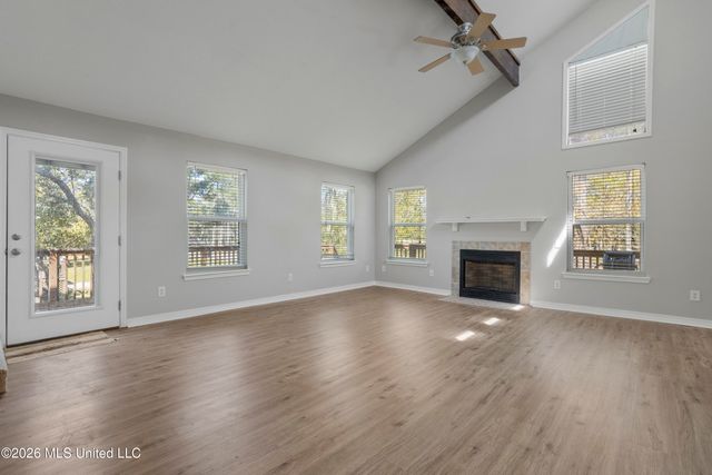 9021 W Simmons Circle, Ocean Springs, MS 39564