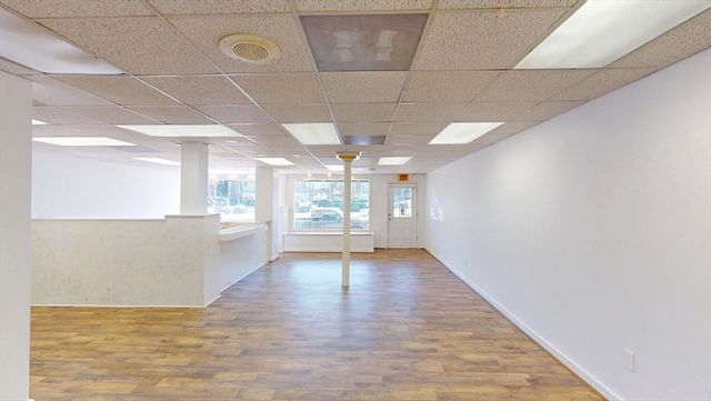 807 Boylston St, Brookline, MA 02467