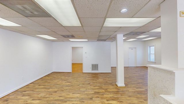 807 Boylston St, Brookline, MA 02467