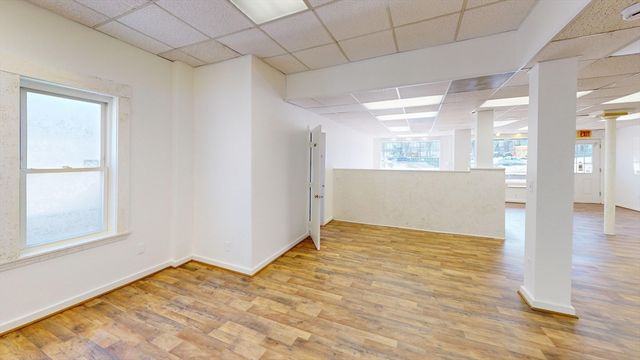 807 Boylston St, Brookline, MA 02467