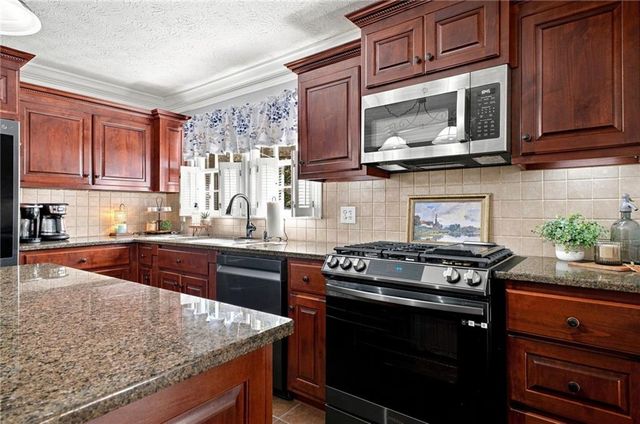 97 Oak Hill Drive, Rockmart, GA 30153