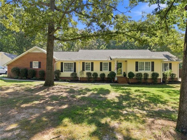 97 Oak Hill Drive, Rockmart, GA 30153
