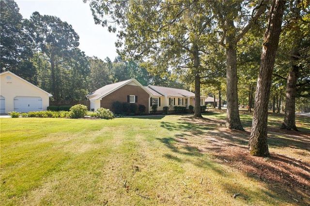 97 Oak Hill Drive, Rockmart, GA 30153