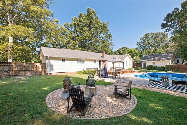 97 Oak Hill Drive, Rockmart, GA 30153