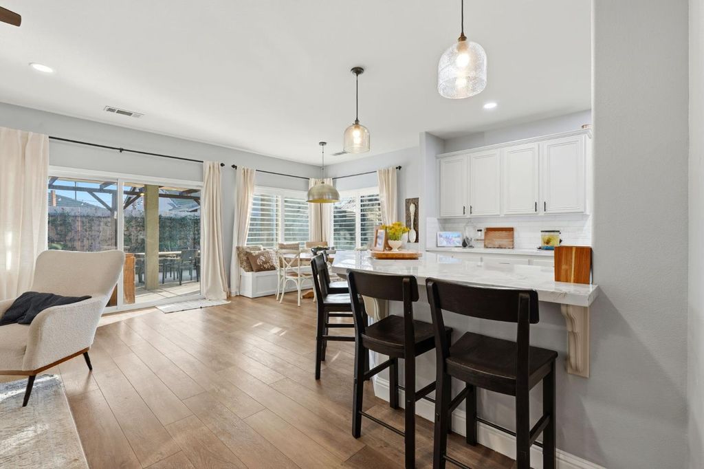 Image 20 of property listing at 1483 Atlantic Avenue, Lemoore, CA 93245