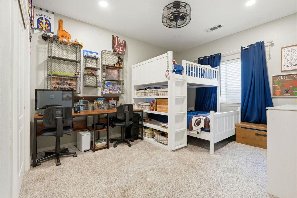 Image 33 of property listing at 1483 Atlantic Avenue, Lemoore, CA 93245