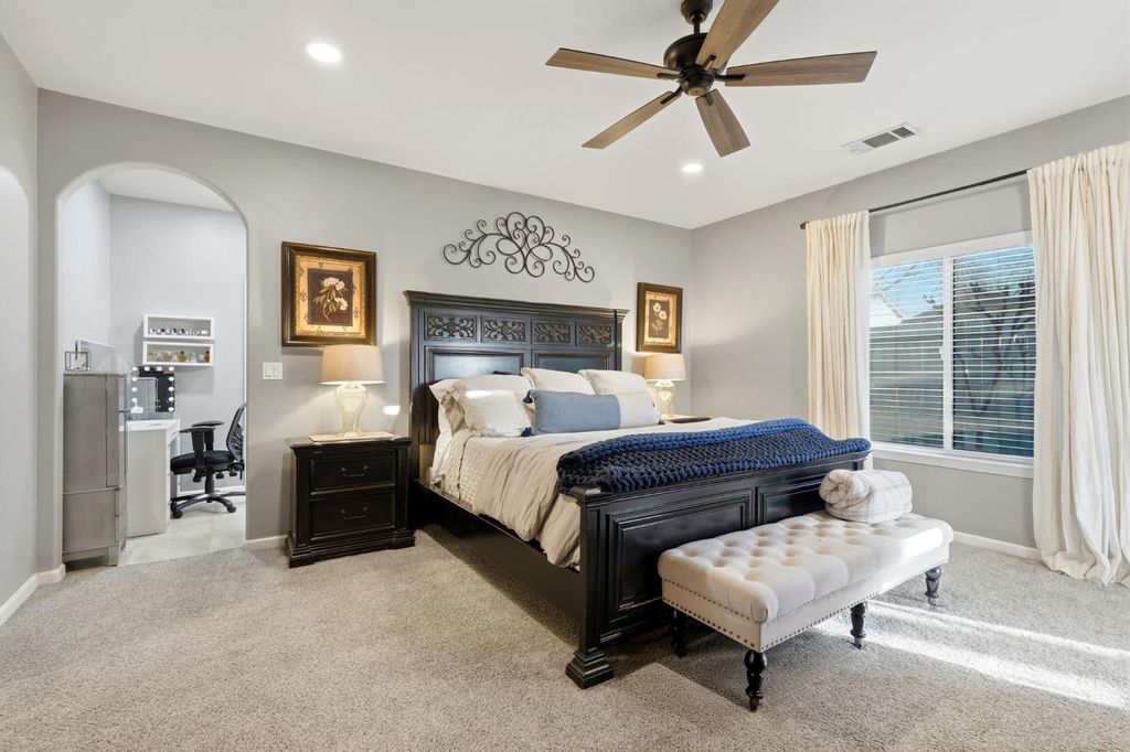 Image 40 of property listing at 1483 Atlantic Avenue, Lemoore, CA 93245