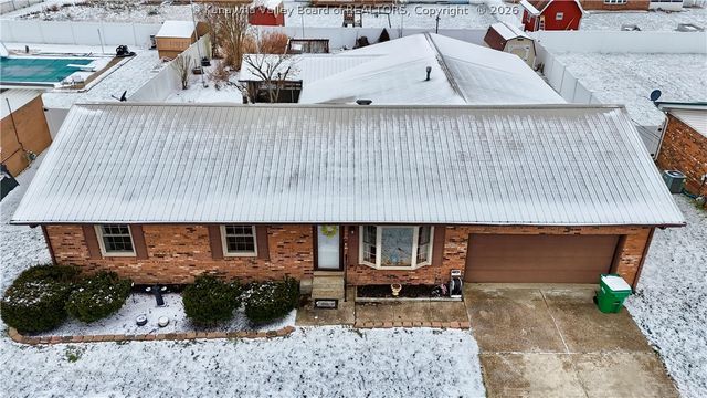 194 Shawnee Estates, Winfield, WV 25213