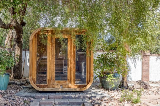 2239 Chatsworth Court, Henderson, NV 89074