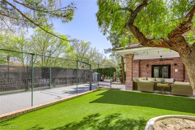 2239 Chatsworth Court, Henderson, NV 89074