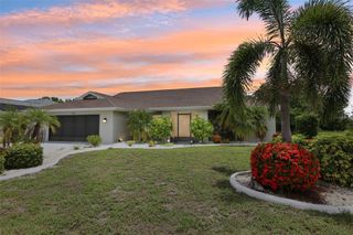 1812 NEW BEDFORD DRIVE, Sun City Center, FL 33573