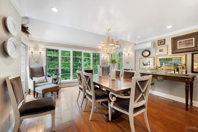 20 Sherman Circle, New Hartford, NY 13501