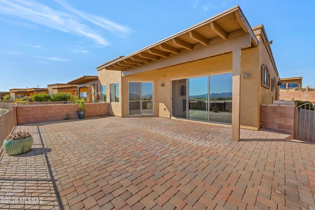 5829 S Waynes Way, Green Valley, AZ 85622