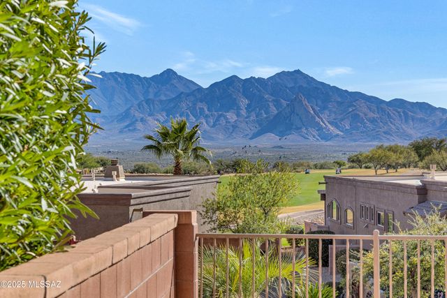 5829 S Waynes Way, Green Valley, AZ 85622