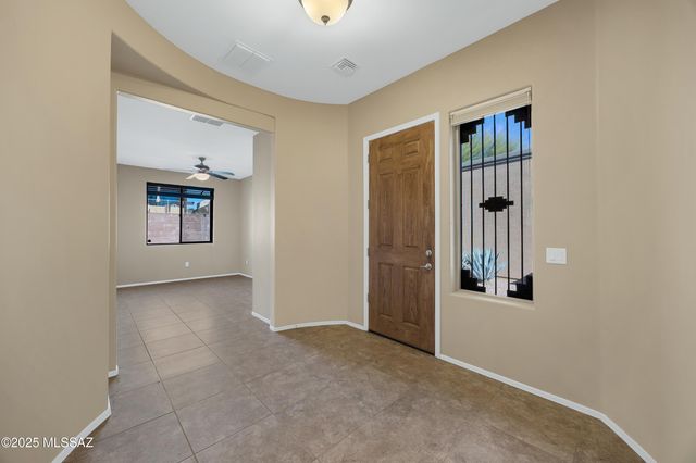 5829 S Waynes Way, Green Valley, AZ 85622