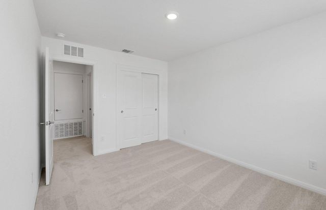 140 Inlet LN, Leander, TX 78641