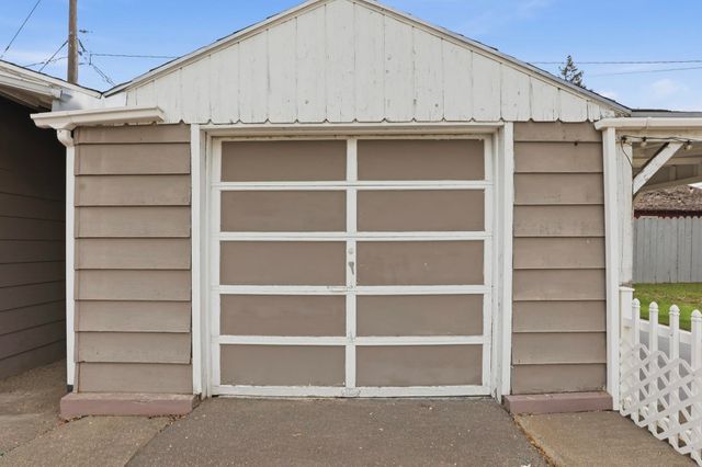 5619 N Regal St, Spokane, WA 99208