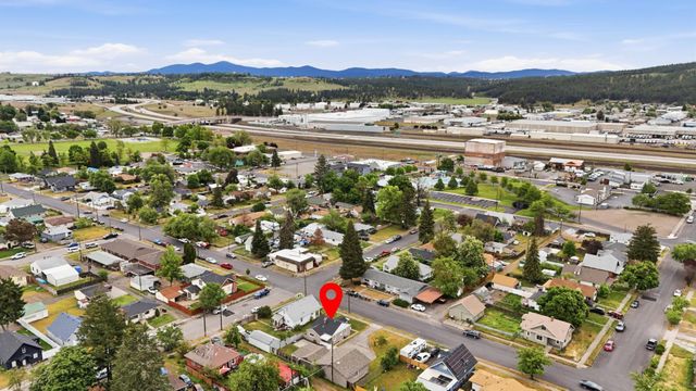 5619 N Regal St, Spokane, WA 99208