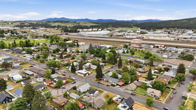 5619 N Regal St, Spokane, WA 99208